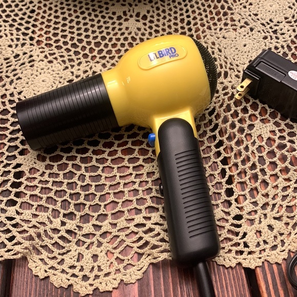 Conair Pro Li’l Bird Hairdryer - Picture 3 of 3